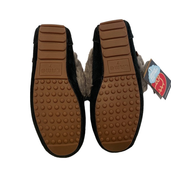 LAMO Suede Aussie Moccasins in Black / Grey - NEW - Size 7 - Picture 4 of 6